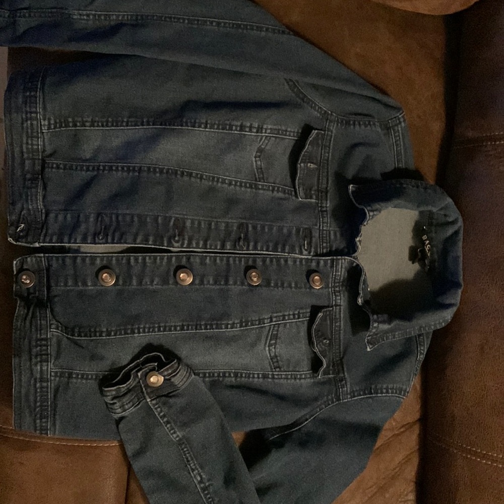 Baccini Jean jacket dark blue Size small.  Woman & kids